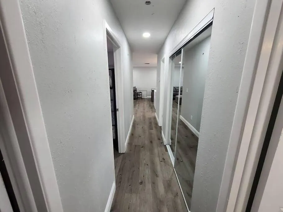 Σπίτι διακοπών Breathtaking & Renovated Tampa Heated Pool House Βίλα